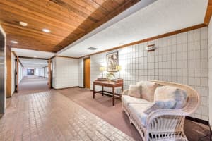 2583 COUNTRYSIDE BOULEVARD, CLEARWATER, FL 33761 Sold 01/31/24