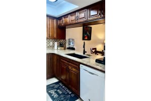 9860 62ND TERRACE, ST PETERSBURG, FL 33708 Sold 02/27/24
