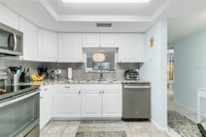 871 NEW YORK AVENUE, DUNEDIN, FL 34698 Sold 12/14/23