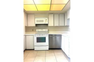 2621 COVE CAY DRIVE, CLEARWATER, FL 33760 Sold 04/04/24