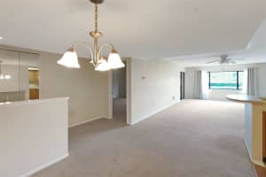 2593 COUNTRYSIDE BOULEVARD, CLEARWATER, FL 33761 Sold 02/19/25