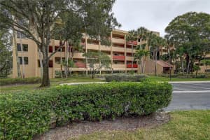 3062 EASTLAND BOULEVARD, CLEARWATER, FL 33761 Sold 12/27/23