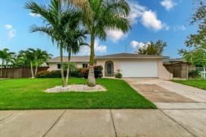 4300 BEACH DRIVE, ST PETERSBURG, FL 33705 Sold 12/19/23