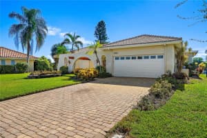 2090 MASSACHUSETTS AVENUE, ST PETERSBURG, FL 33703 Sold 05/10/24
