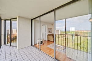 900 COVE CAY DRIVE, CLEARWATER, FL 33760 Sold 05/17/24