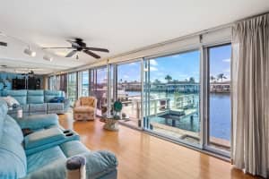 541 BOCA CIEGA POINT BOULEVARD, MADEIRA BEACH, FL 33708 Sold 04/01/24