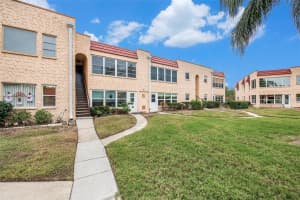 219 DOGWOOD CIRCLE, SEMINOLE, FL 33777 Sold 01/31/24