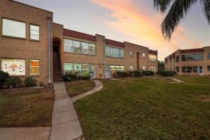 219 DOGWOOD CIRCLE, SEMINOLE, FL 33777 Sold 01/31/24