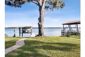 119 LAKE SHORE DRIVE, PALM HARBOR, FL 34684 Sold 10/31/24