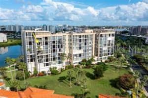 7400 SUN ISLAND DRIVE, SOUTH PASADENA, FL 33707 Sold 03/20/24