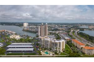 7400 SUN ISLAND DRIVE, SOUTH PASADENA, FL 33707 Sold 03/20/24
