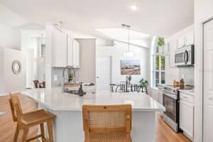 10031 RIVER GLEN COURT, ORLANDO, FL 32825 Sold 02/02/24
