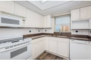9 FORBES PLACE, DUNEDIN, FL 34698 Sold 06/10/24
