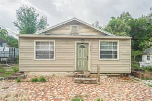 440 Cypress St, TARPON SPRINGS