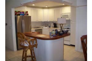 212 DOGWOOD CIRCLE, SEMINOLE, FL 33777 Sold 02/08/24