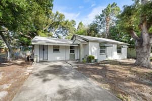 1320 Woodbine St, CLEARWATER