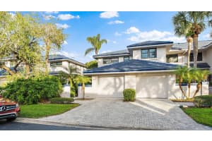 1653 WATERMARK CIRCLE, ST PETERSBURG, FL 33702 Sold 03/04/24
