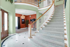 2106 HOUNDSTOOTH DRIVE, TAMPA, FL 33618 Sold 05/24/24