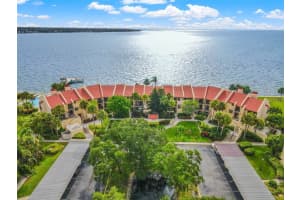 7520 SUNSHINE SKYWAY LANE, ST PETERSBURG, FL 33711 Sold 02/28/24