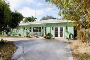 1582 BAYSHORE BOULEVARD, DUNEDIN, FL 34698 Sold 03/28/24