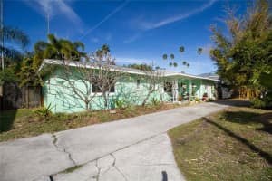 1582 BAYSHORE BOULEVARD, DUNEDIN, FL 34698 Sold 03/28/24