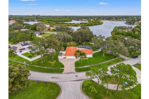 1401 72ND AVENUE, ST PETERSBURG, FL 33702 Sold 02/06/24