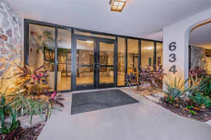 634 EDGEWATER DRIVE, DUNEDIN, FL 34698 Sold 05/16/24