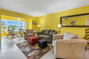 12405 3RD STREET, TREASURE ISLAND, FL 33706 - MLS#MFRU8224277
