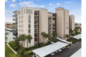 7600 SUN ISLAND DRIVE, SOUTH PASADENA, FL 33707 Sold 12/26/24