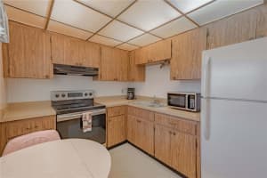 19029 US HIGHWAY 19 N #6-18, CLEARWATER, FL 33764 Sold 01/30/24