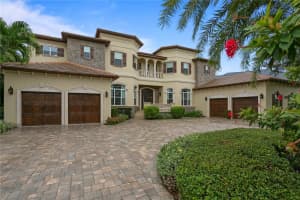 1221 BRIGHTWATERS BOULEVARD, ST PETERSBURG, FL 33704 Sold 02/27/25