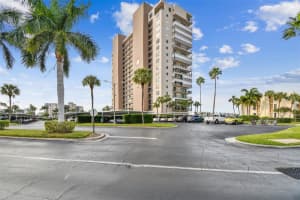 7300 SUN ISLAND DRIVE, SOUTH PASADENA, FL 33707 Sold 04/12/24