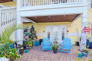 123 SEAHORSE DRIVE, ST PETERSBURG, FL 33705 Sold 05/03/24