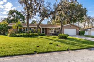 1115 FAIRWAY DR, DUNEDIN, FL 34698 Sold 03/15/24