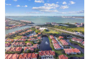 16 FRANKLIN COURT, ST PETERSBURG, FL 33711 Sold 05/06/24