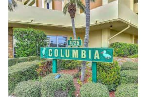 4725 COVE CIRCLE, ST PETERSBURG, FL 33708 Sold 04/15/24