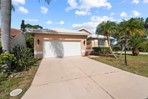 4441 BEAUCHAMP CT., SARASOTA, FL 34243 Sold 05/09/24