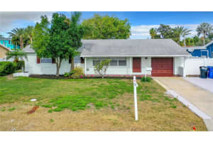 7923 CAUSEWAY BOULEVARD, ST PETERSBURG, FL 33707 Sold 03/25/24