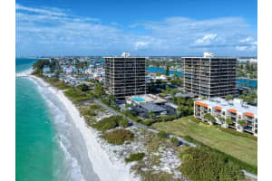 7650 BAYSHORE DRIVE, TREASURE ISLAND, FL 33706 Sold 04/25/24