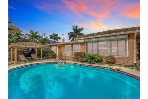 7912 4TH AVENUE, ST PETERSBURG, FL 33707 Sold 02/16/24