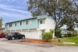 3276 38TH WAY, ST PETERSBURG, FL 33711 Sold 04/03/24