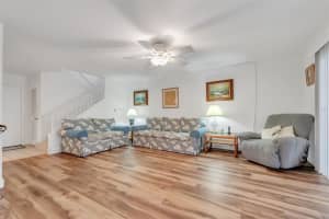 3276 38TH WAY, ST PETERSBURG, FL 33711 Sold 04/03/24