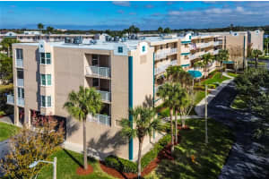 6205 SHORELINE DRIVE, ST PETERSBURG, FL 33708 Sold 03/29/24