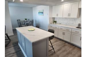 634 EDGEWATER DRIVE, DUNEDIN, FL 34698 Sold 03/15/24