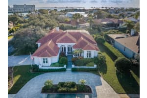 5902 PELICAN BAY PLAZA, GULFPORT, FL 33707 Sold 03/28/24