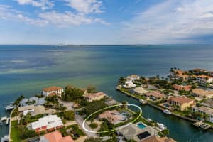 2074 ILLINOIS AVENUE, ST PETERSBURG, FL 33703 Sold 03/25/24