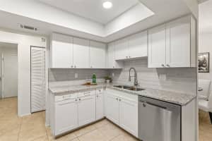 5554 34th Ct E, Bradenton, FL 34203, Sold 03/21/24