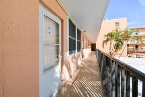 7665 SUN ISLAND DRIVE, SOUTH PASADENA, FL 33707 Sold 05/03/24