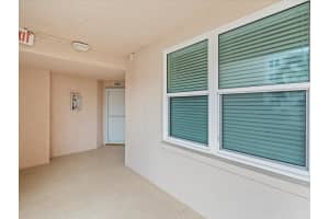 6475 SHORELINE DRIVE, ST PETERSBURG, FL 33708 Sold 09/16/24