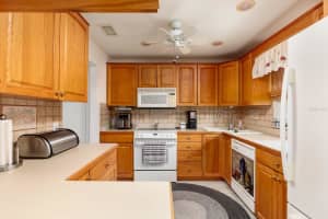 114 BUTTONWOOD CIRCLE, SEMINOLE, FL 33777 Sold 02/29/24